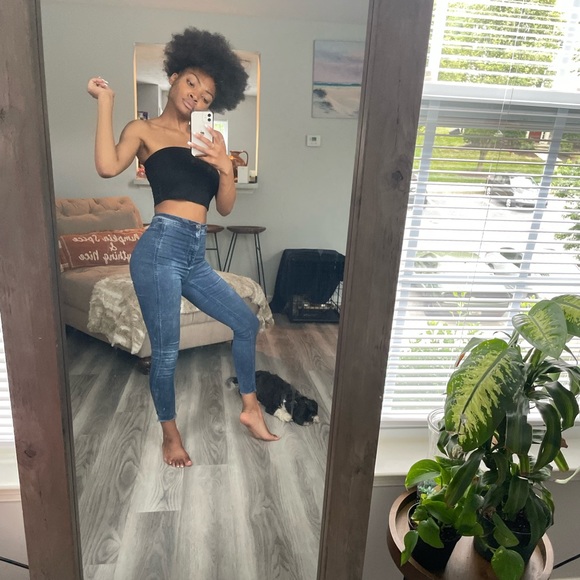 Black Halter Crop Top - Picture 7 of 11